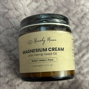 Remedy Mama Magnesium Cream with Hemp Seed Oil 4 oz new/sealed
